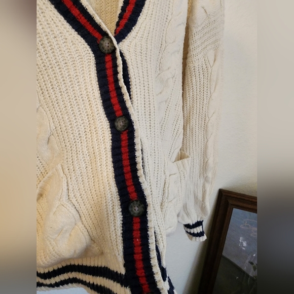 American Eagle Collegiate Oversized Cardigan | Size: M - Picture 3 of 4